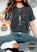 Comfort Colors Skeleton Balloon Tee Halloween Spooky Season (1)
