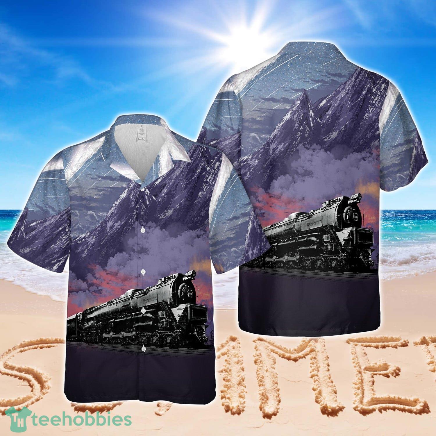 Pennsylvania Railroad Baldwin S-2 class 6-8-6 Steam Turbine Locomotive #6200 Hawaiian Shirt