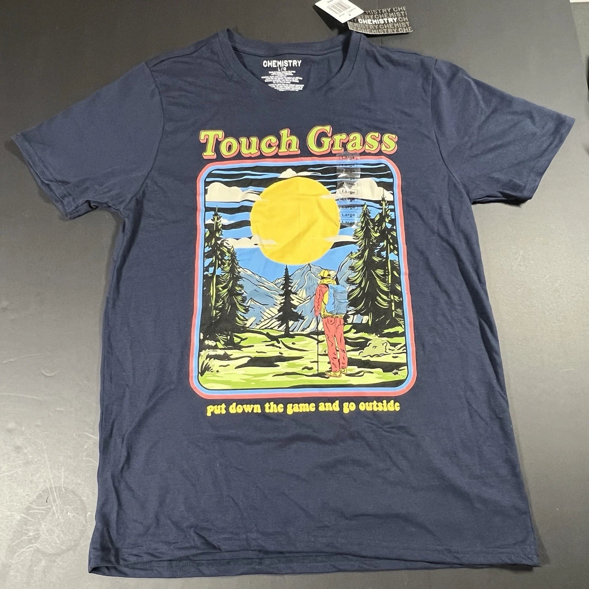 NWT Chemistry Mens Overture Short Sleeve Touch Grass Graphic T-Shirt Size Large