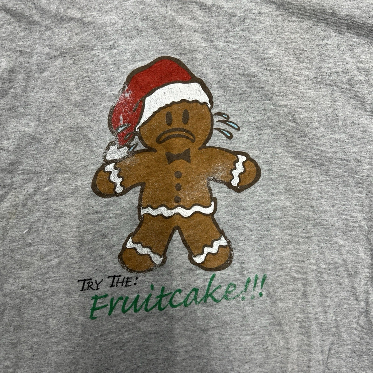 VINTAGE Christmas Gingerbread Man “Try The Fruit Cake” Tee Size Large