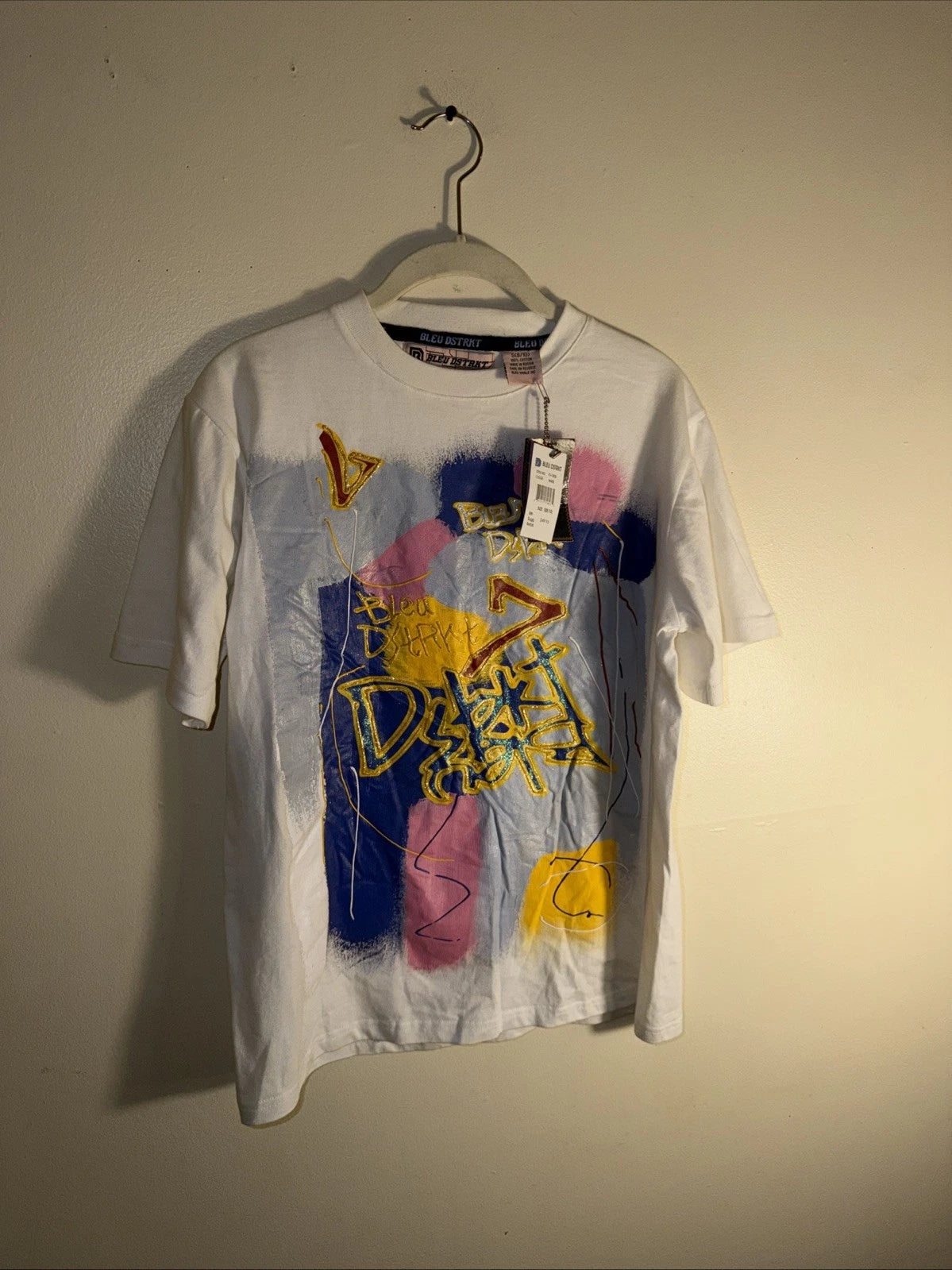 Vng Bleu Dstrkt Original Raised Graffiti Mens Short Sleeve T Shirt Size S NWT