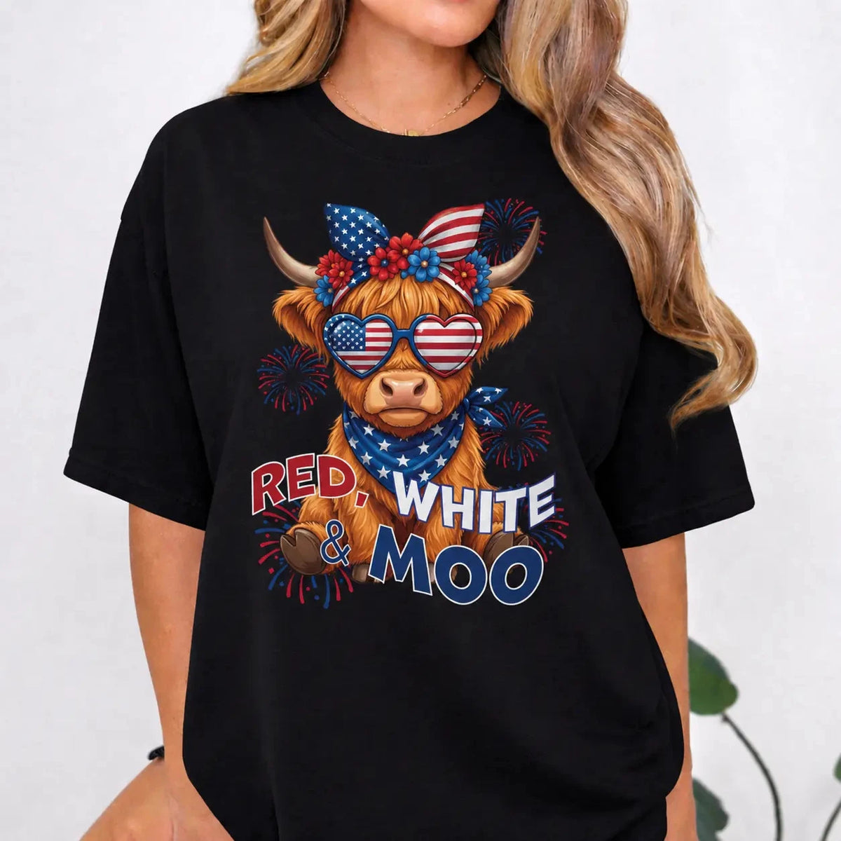 Red White & Moo Highland Cow T-Shirt, 4th of July Patriotic Graphic Tee