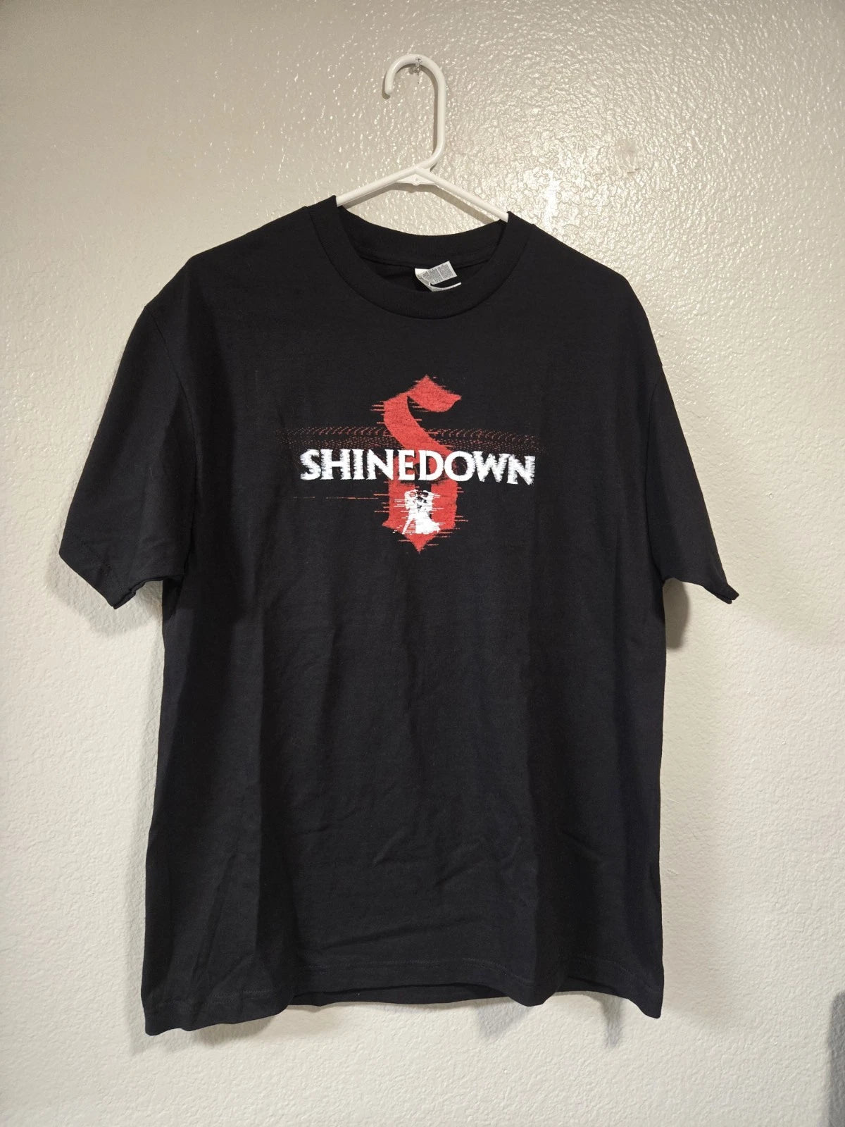 SHINEDOWN "SHINEDOWN FOREVER" BACK PRINT, MENS LARGE BLACK TSHIRT, ROCK, SOFT...