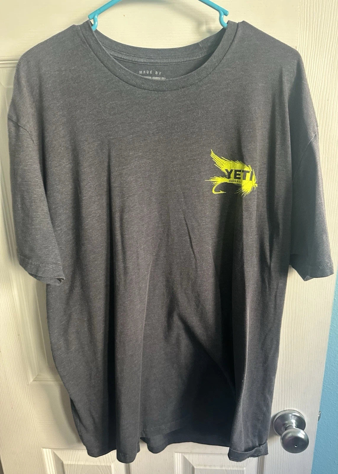 YETI Fly Lures Graphic T Shirt Charcoal Grey Neon Yellow Fly Fishing Mens 2XL