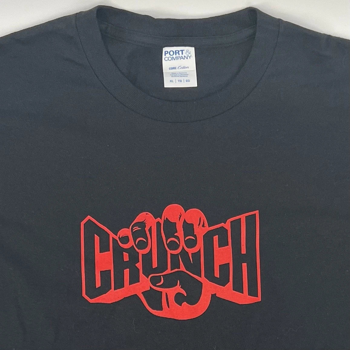 Crunch Fitness T Shirt, Size XL, Black w/ Red Fist Logo, Wellness, Gym, Workout