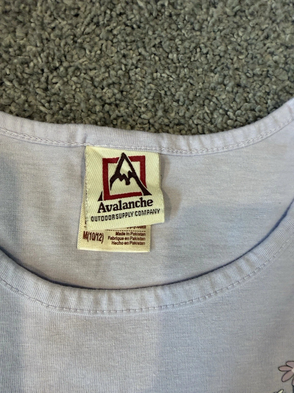 Avalanche Outdoor Supply Company Light Purple Floral Pocket Cotton Top