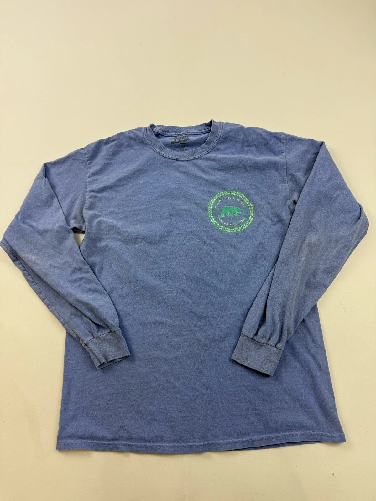 Crater Lake National Park Shirt Mens Medium Blue Bear Long Sleeve Tee Blue 84