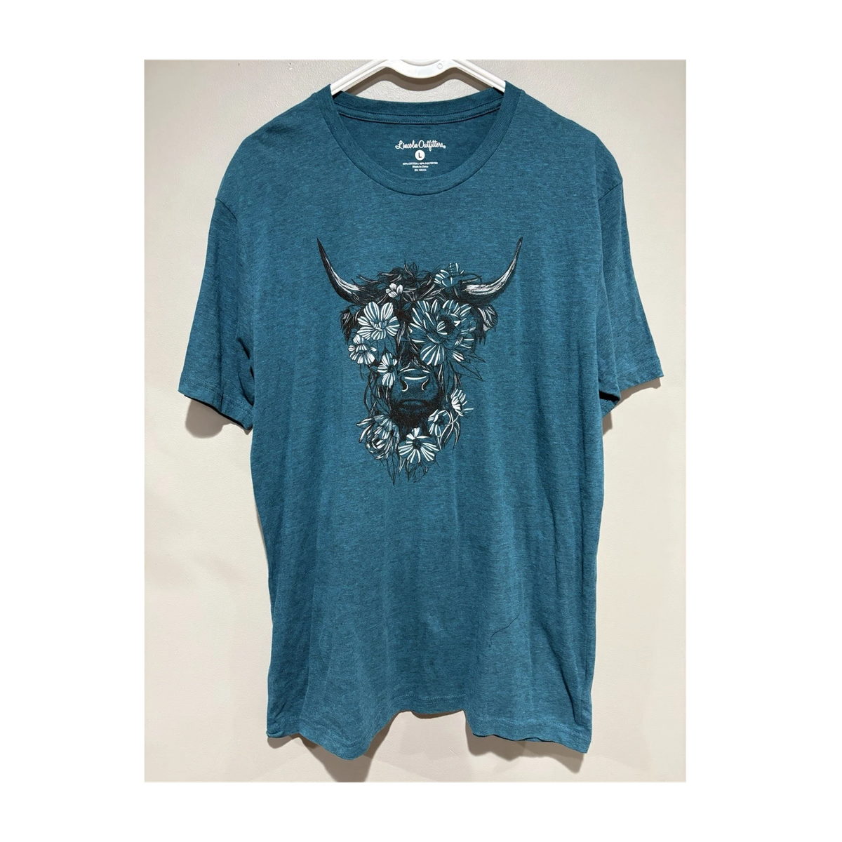 Lincoln Outfitters Men's L Blue Highland Cow Floral Graphic Crew Neck T-Shirt