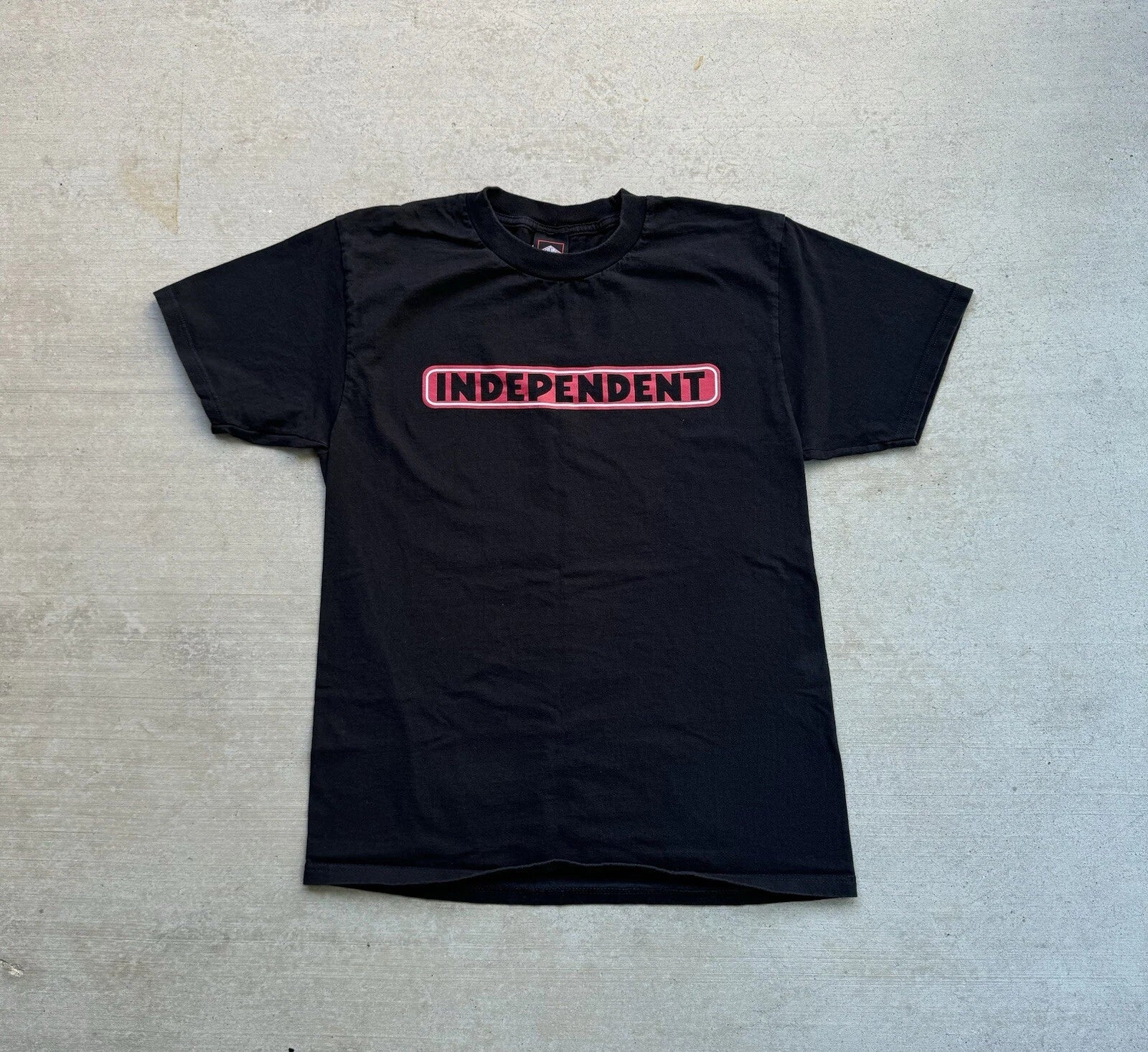 Vintage Independent Trucks T-Shirt Men’s Small Black Skateboarding Grunge Y2K