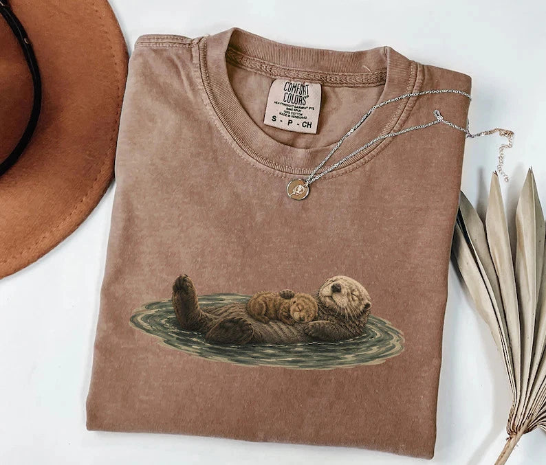 Retro Sea Otter Lover Gift Go With The Flow Comfort Tee