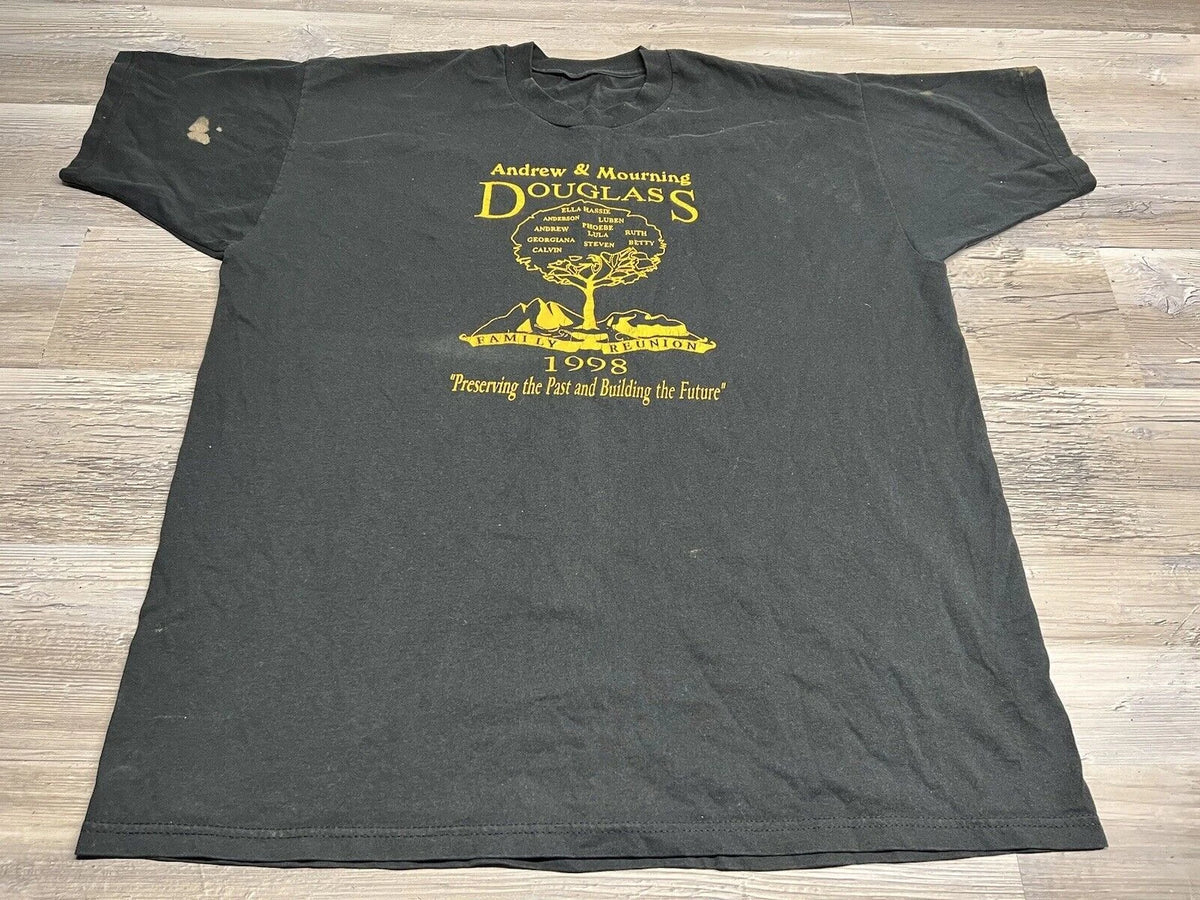 Vintage Family Reunion T-Shirt Black Size 2XL Faded