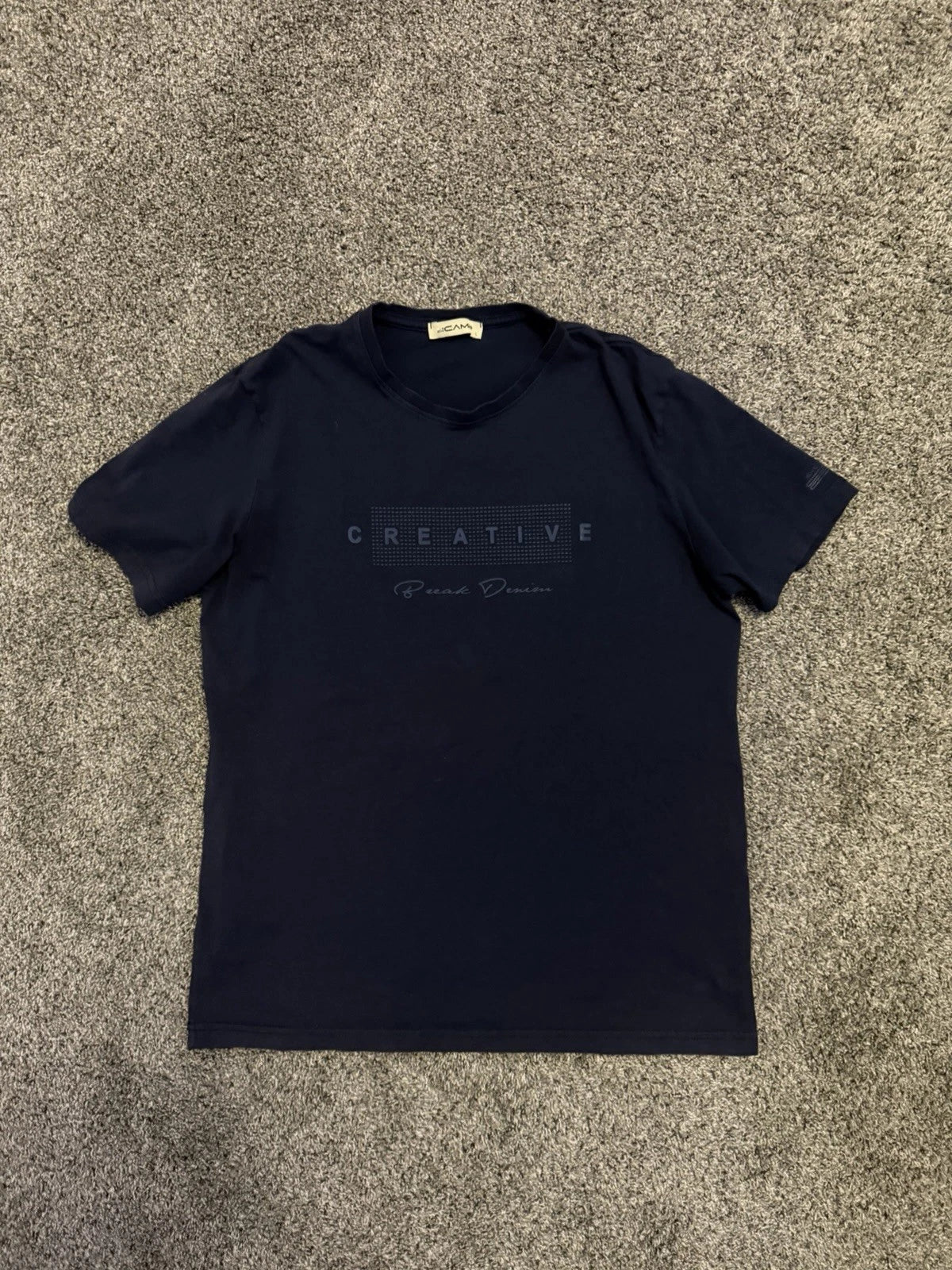 Black Broken Planet Creative T-shirt Men's Size Medium