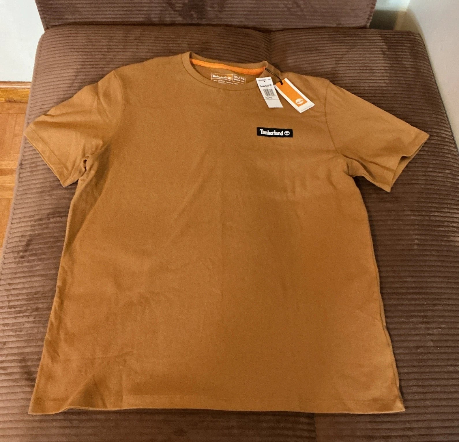 Timberland Men’s XL Woven Badge Crewneck T-Shirt Wheat