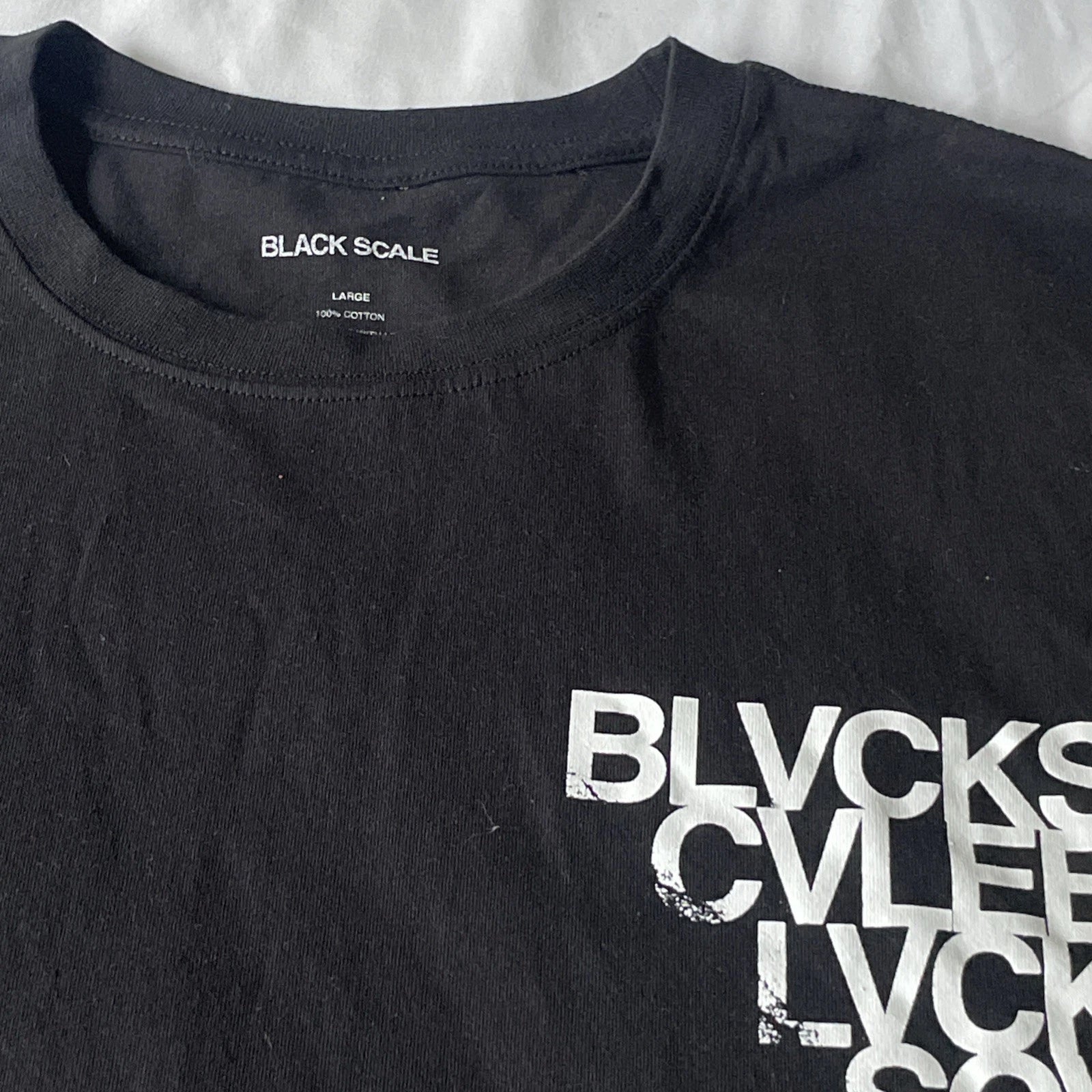 Black Scale Spell Out T-shirt Large Cotton Short Sleeve Street