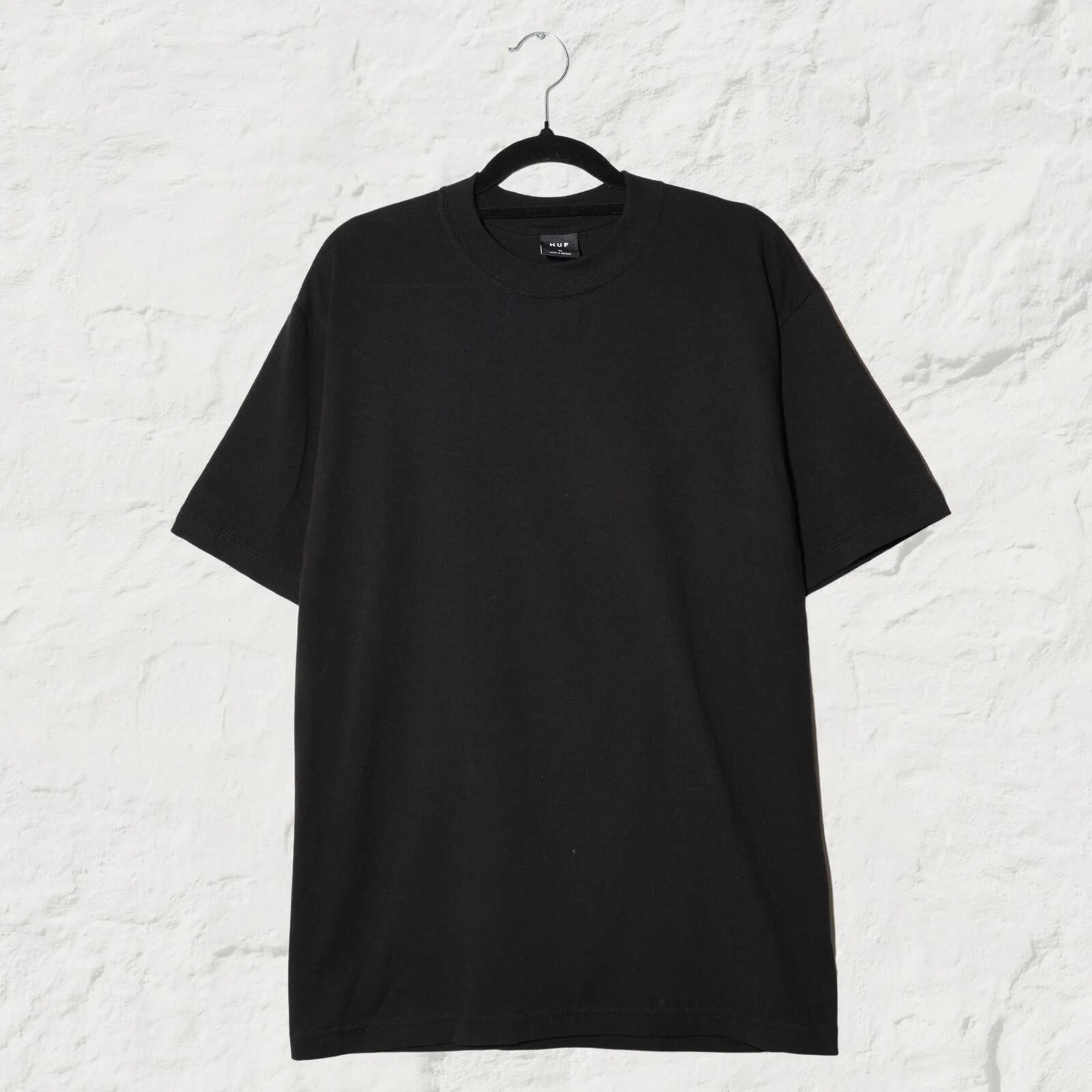 HUF Basic Plain Black Tee Minimalist Skate Streetwear T-Shirt M
