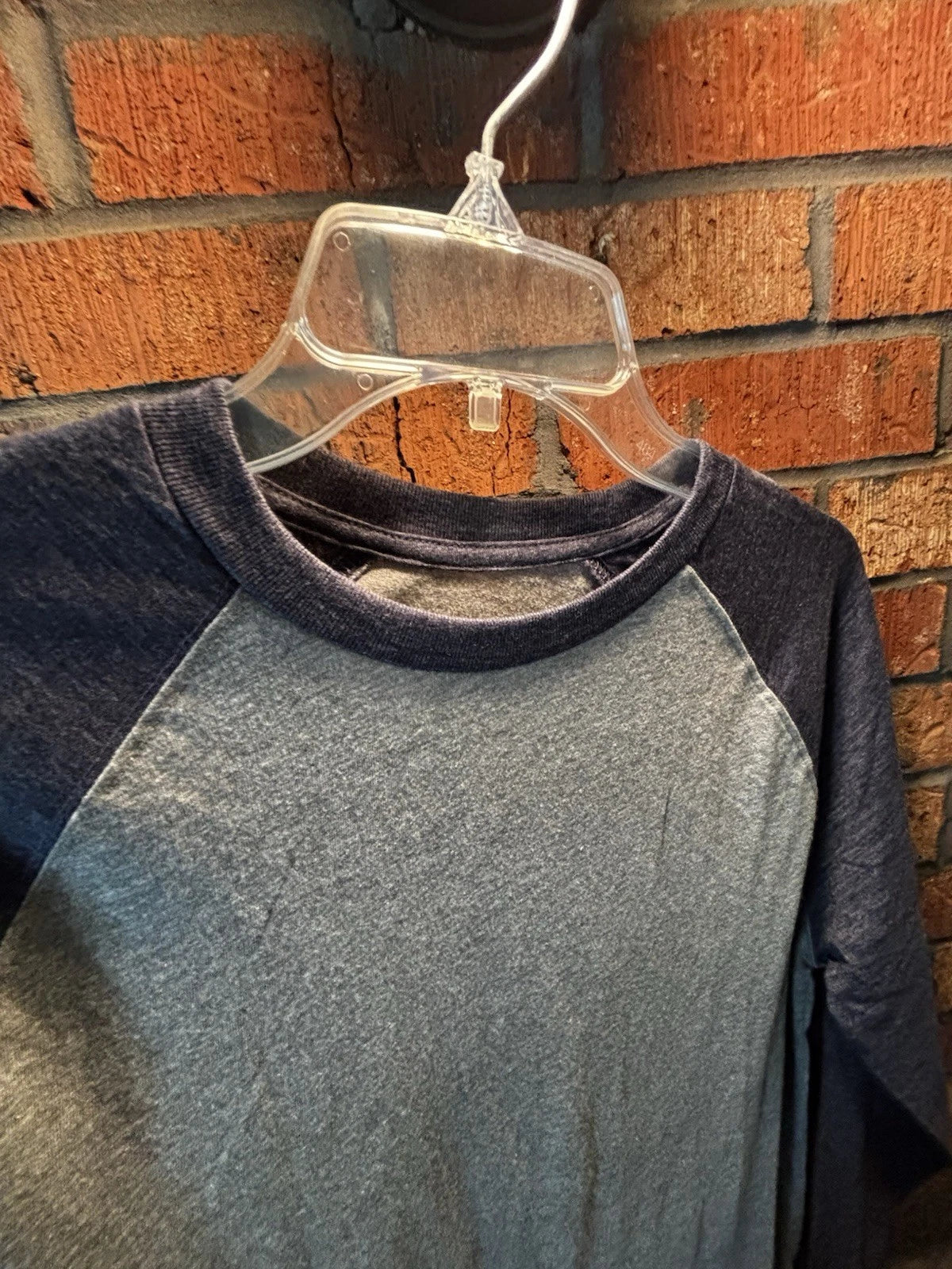 New Mens Medium Fanatics Brand Tshirt Soft Gray/Blue Long Sleeve Baseball Style