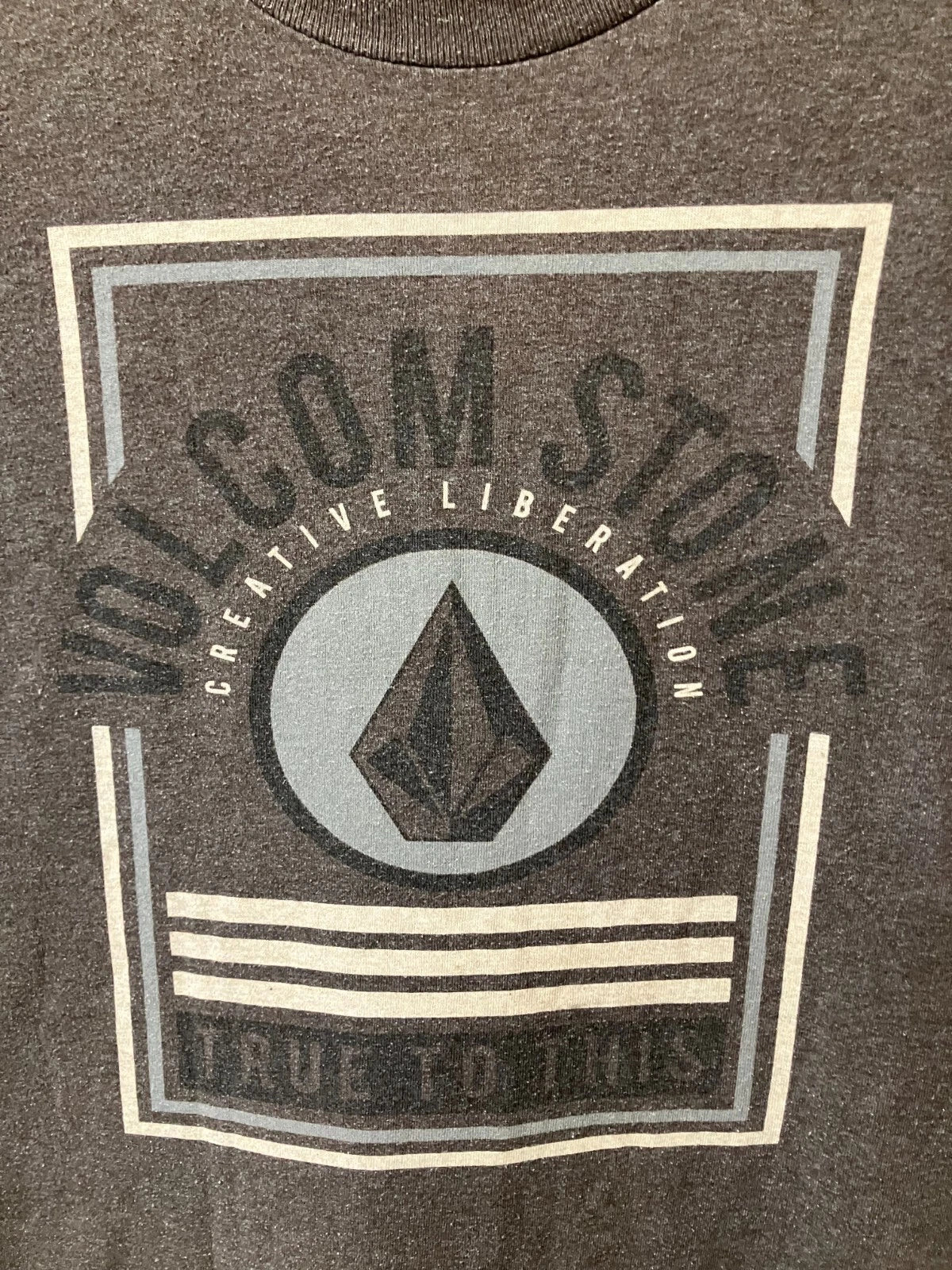 Volcom Stone Graphic T-Shirt Creative Liberation True To This Men's M