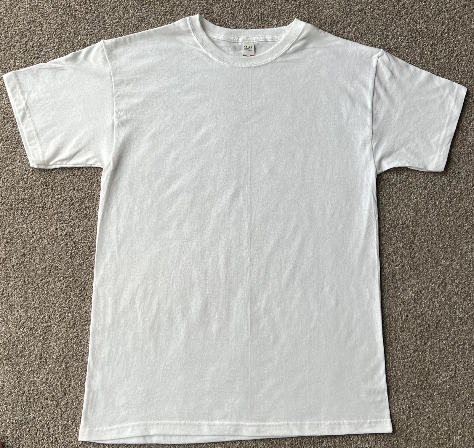 M&O Gold Men’s Short Sleeve 100% Cotton White T-shirt Size Medium