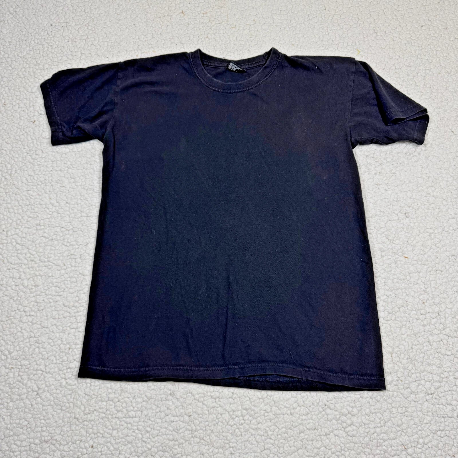 Gemrock Men's Black T-Shirt sz L Short Sleeve Crew Neck Minimalist Dark Academia