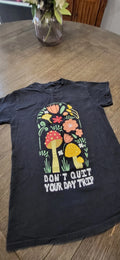 rue21 Mens Stay Groovy Mushroom T-Shirt Retro Hippie 70s Graphic Tee Black Small Image 1 of 4