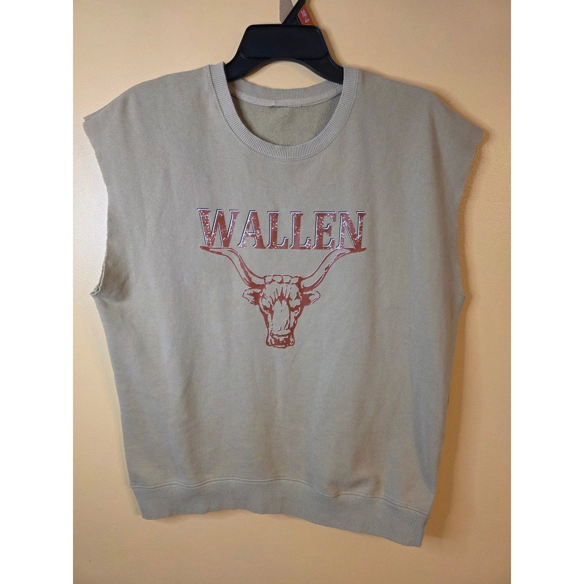 Morgan Wallen Cutoff Sweatshirt Tan Sleeveless Graphic Tee Country Music Large