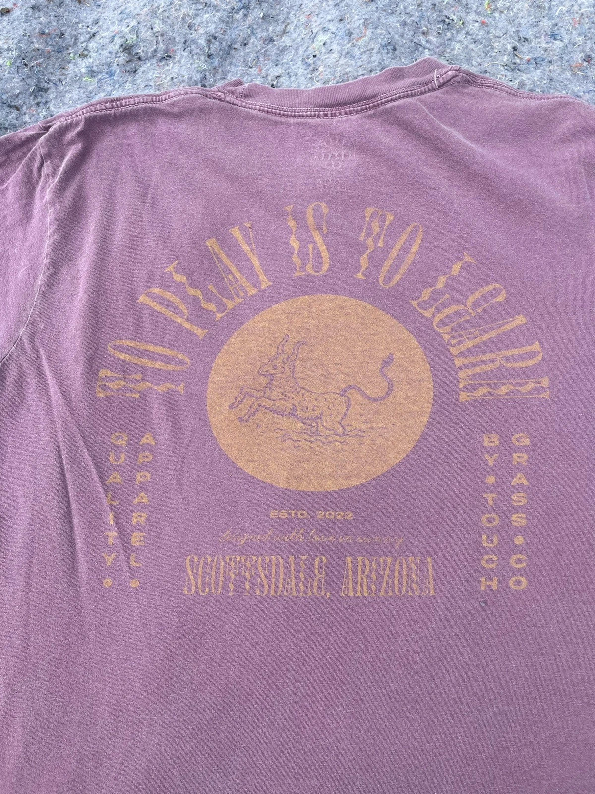 Touch Grass Co “TO PLAY IS TO LEARN” Mute Tone Graphic Tee Size Large