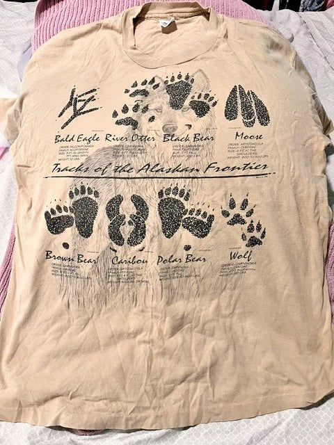 BALD EAGLE RIVER OTTER BLACK BEAR T-SHIRT MENS SIZE 2XL LIGHT BROWN