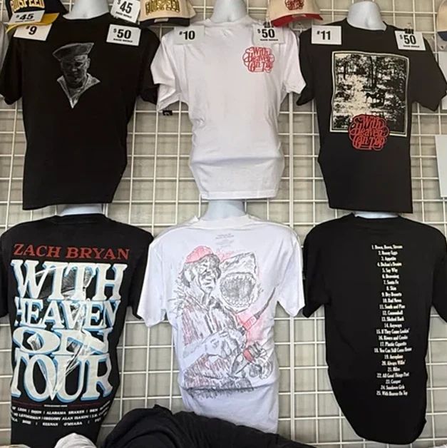Zach Bryan Tour With Heaven On Tour 2026 Tampa Florida T-Shirt
