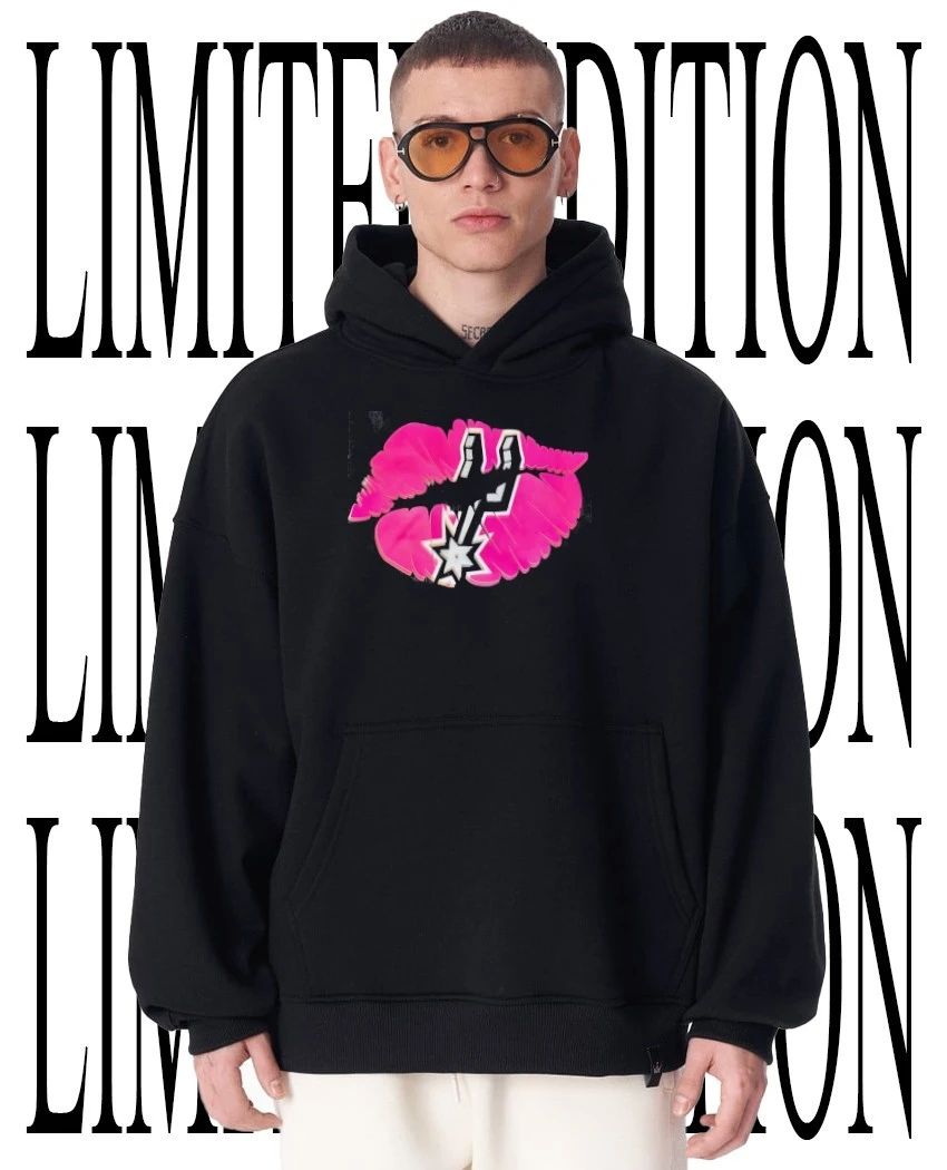 San Antonio Spurs lips shirt