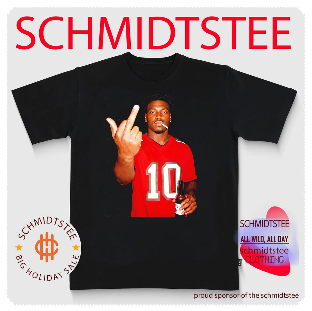 Jalon Daniels Tampa Bay Buccaneers holding beer middle finger shirt