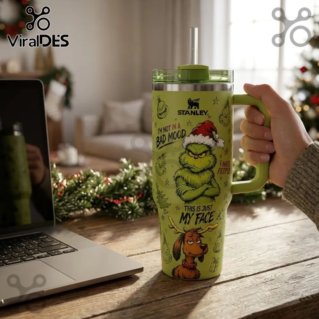 Stanley The Grinch Green 40oz Flowstate Tumbler