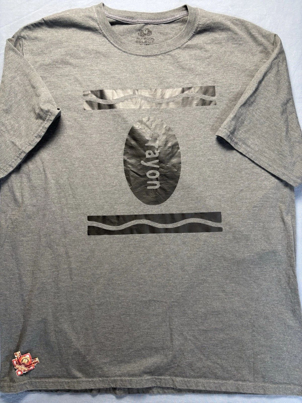 Crayon Graphic T Shirt XL Gray Minimalist Logo Tee Fruit of the Loom