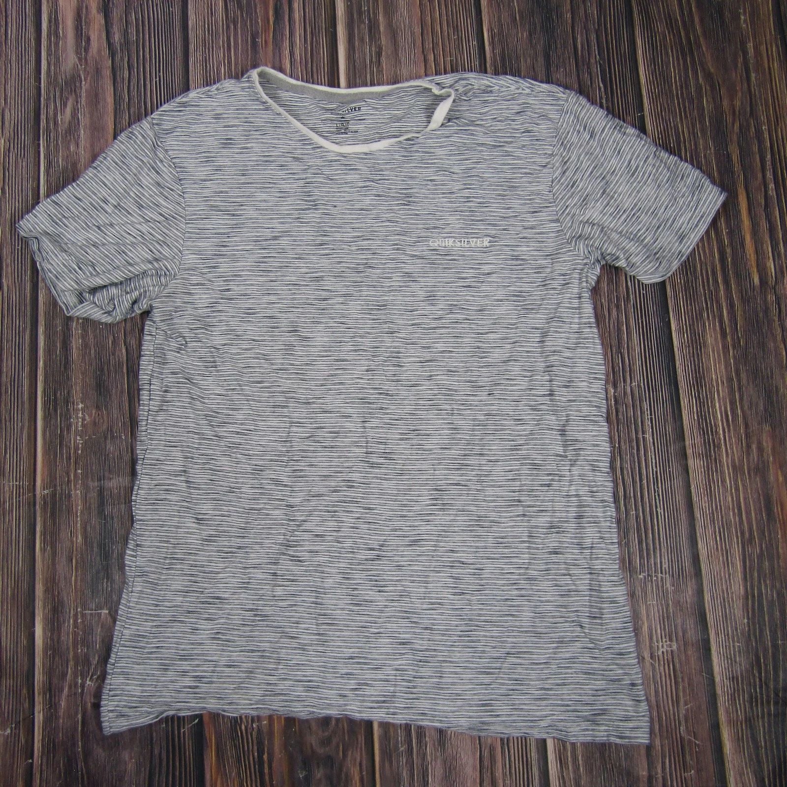 Quiksilver Shirt Mens Large Gray White Striped Modern Fit Short Sleeve Casual