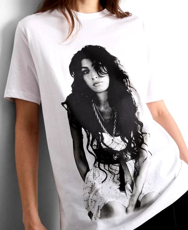 AMY WINEHOUSE (See Back) T-Shirt White Cotton Short Sleeve BNWT Primark Licenced