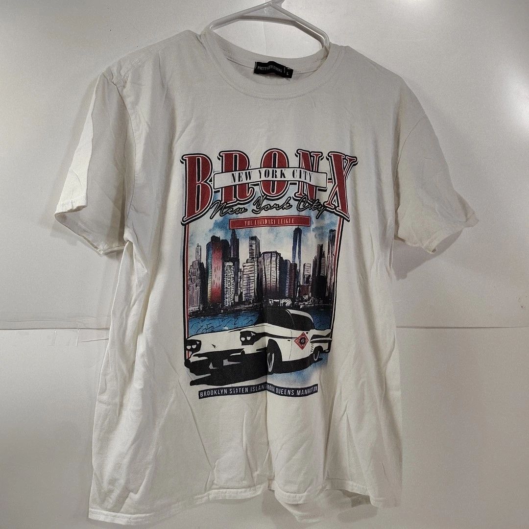 Pretty Little Thing Mens Short Sleeve Vintage Police Print White T Shirt Size L