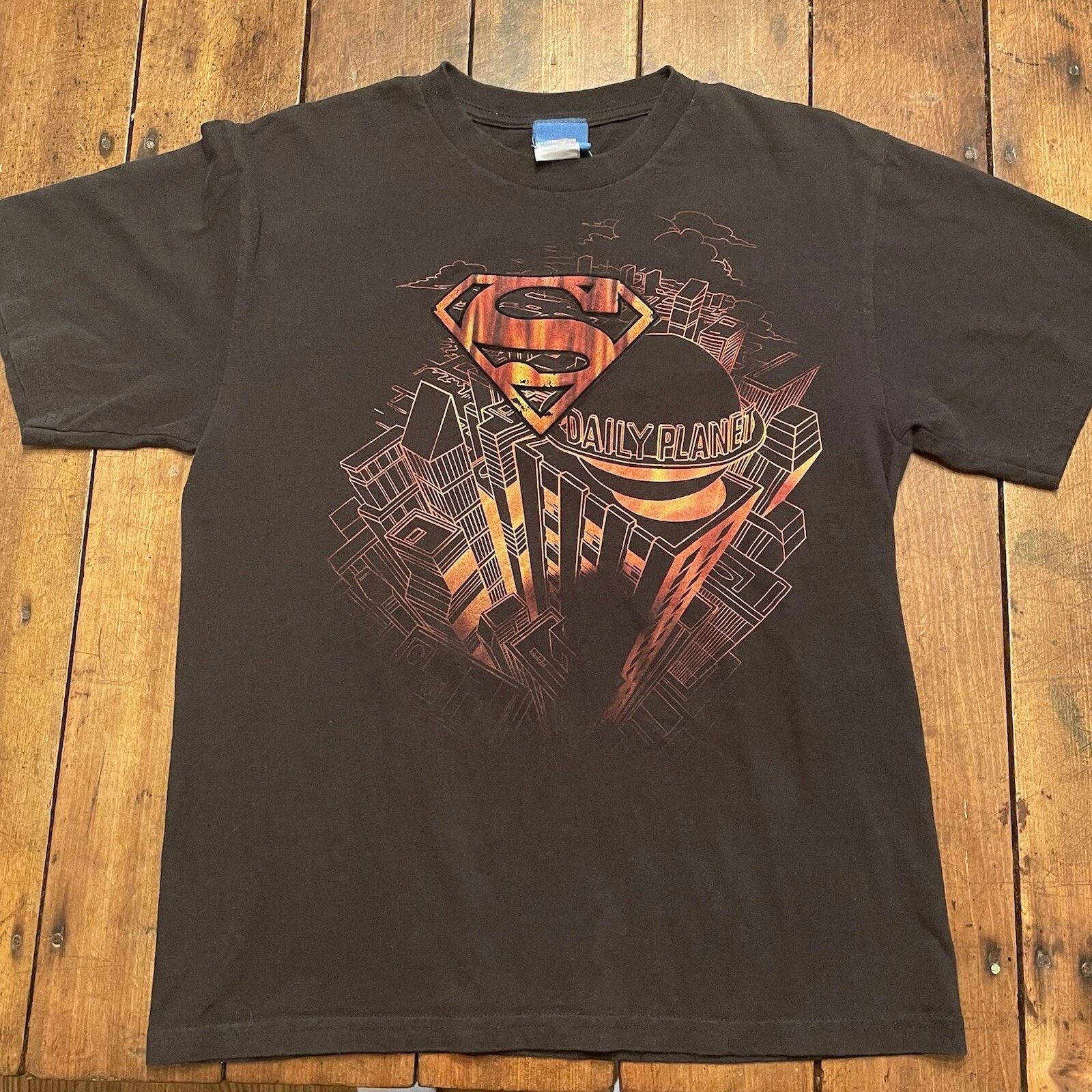 Superman Daily Planet Graphic Black Tee - Raised Logo - Size L - City Superhero