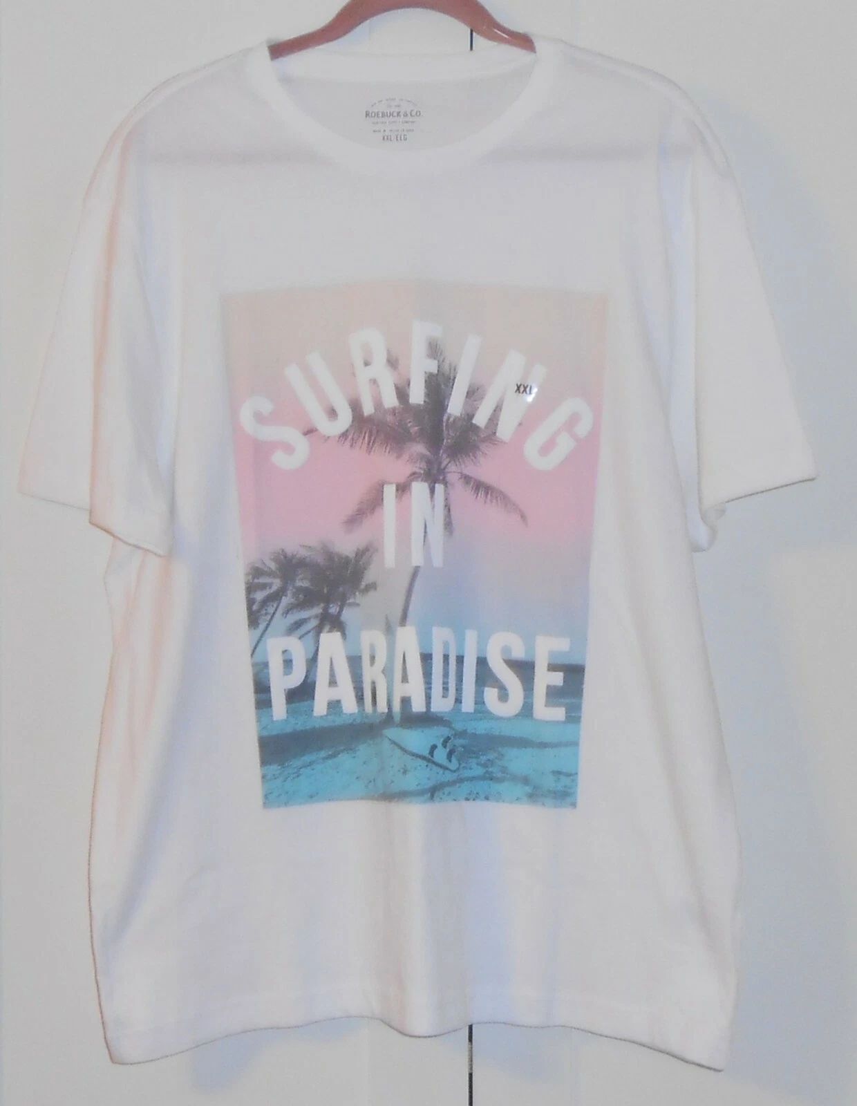 MEN'S ROEBUCK & CO. WHITE "SURFING IN PARADISE" S/S TEE - SIZE XXLARGE