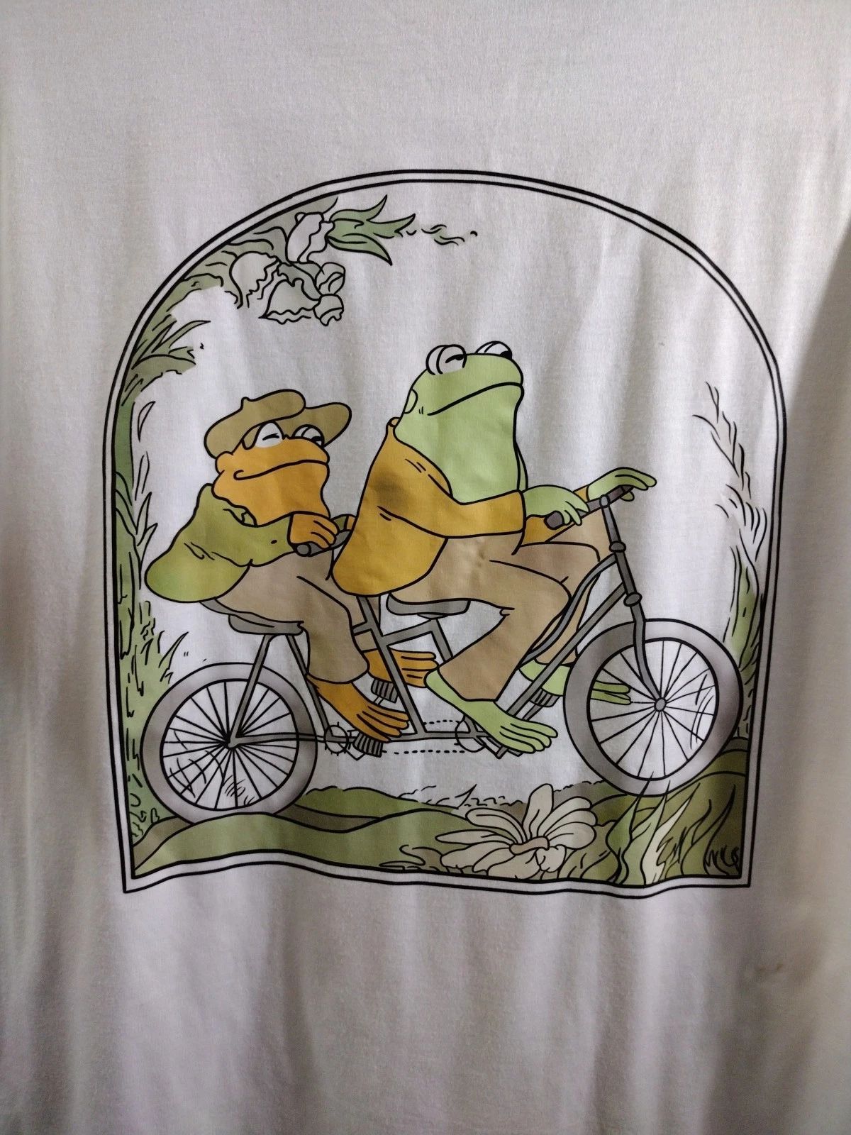 Frog & Toad Graphic T Shirt Size Medium Nostalgia Cottagecore Simple White Top
