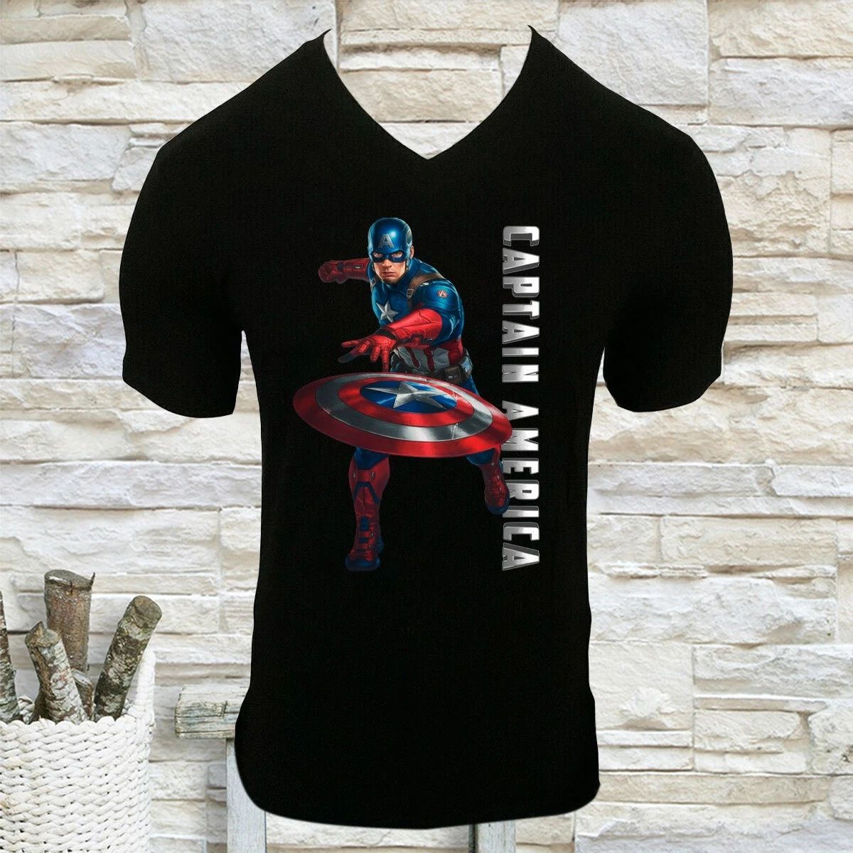 NWT CAPTAIN AMERICA SUPERHERO LOGO COMICS MEN'S V NECK SHORT SLEEVE T-SHIRT