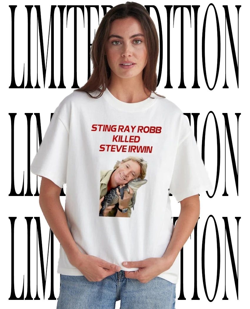 Steve Irwin Sting Ray Robb killed Steve Irwin holding baby crocodile photo tee