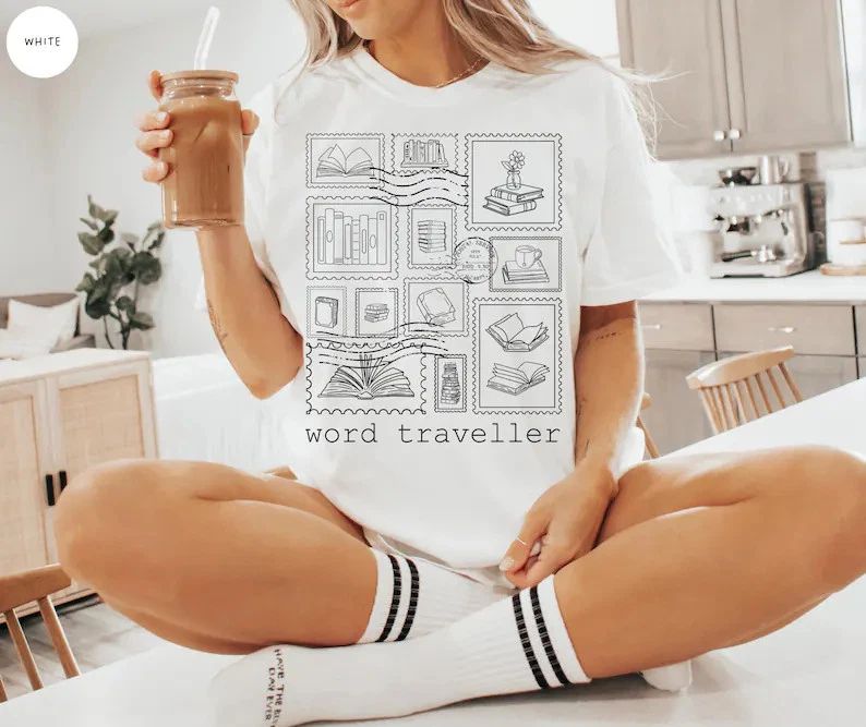 Word Traveller Comfort Tee Shirt Travel Lover Gift Soft Cotton Top