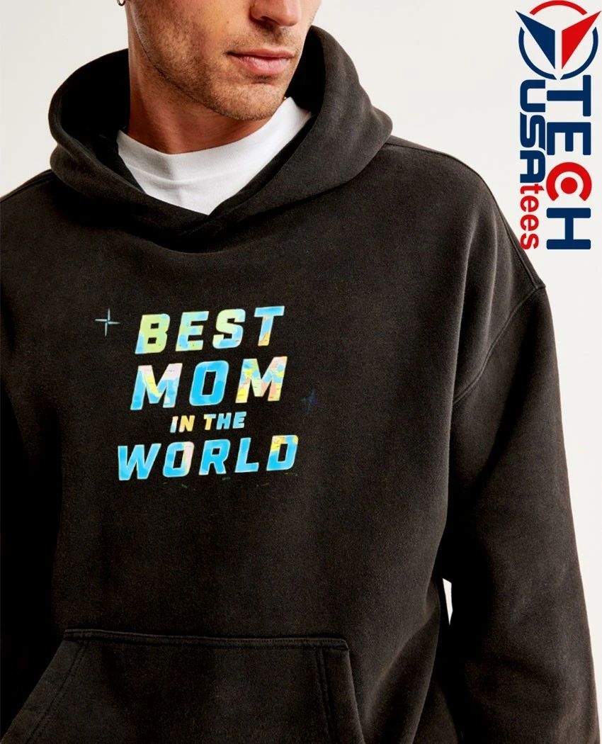 mom in the World shirt